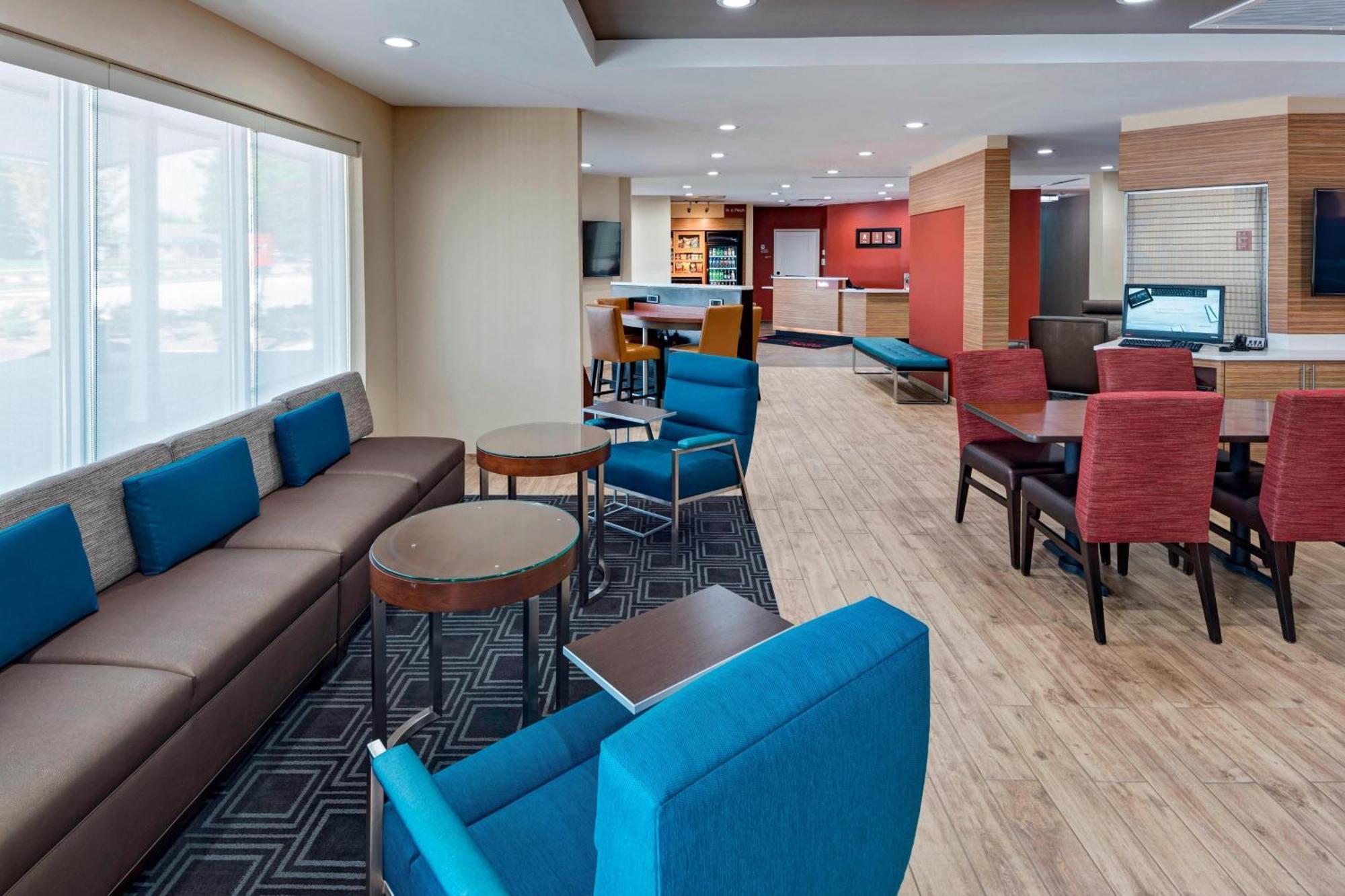 Towneplace Suites By Marriott Baton Rouge Port Allen Exterior foto